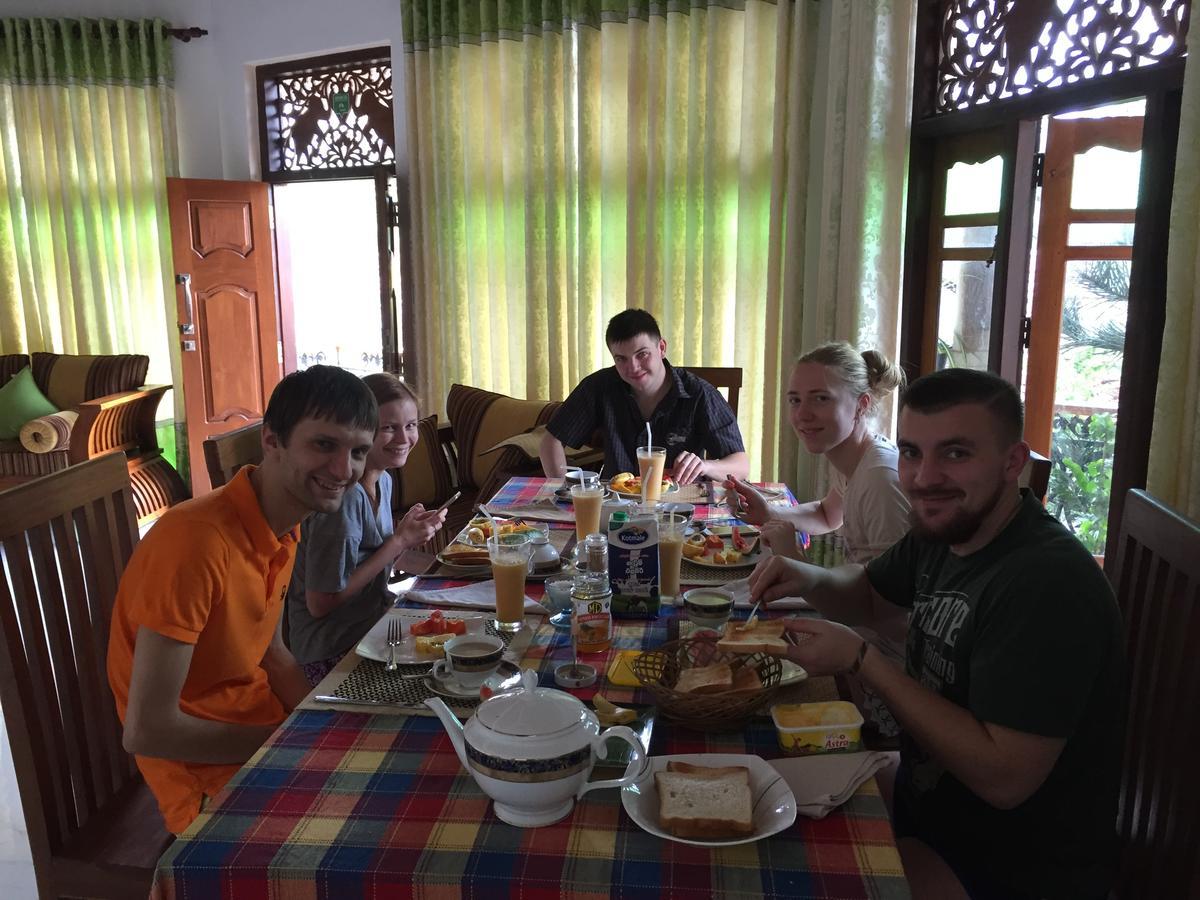 Bee Nest Bed & Breakfast Negombo Zewnętrze zdjęcie